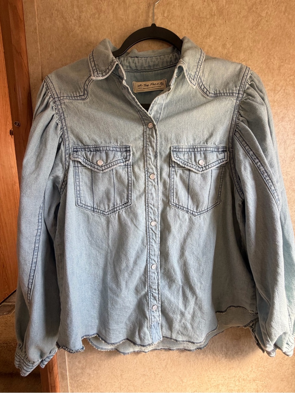 We The Free Light Wash Denim Button-Up Shirt Size Small